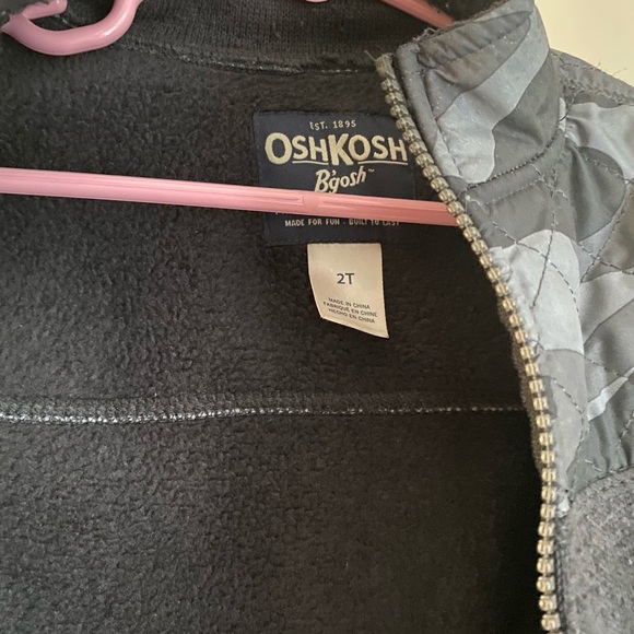 Oshkosh B’gosh sweater 2T - Picture 6 of 9